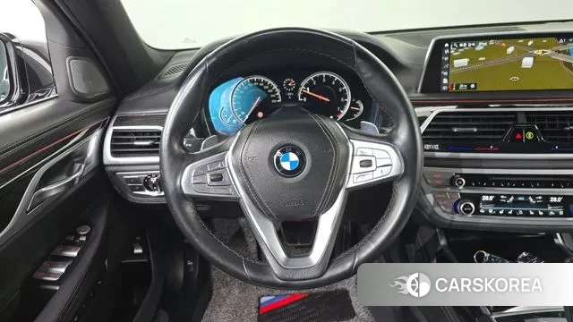 BMW 7 Series (G11) 2018 Черный из Кореи, фото 4