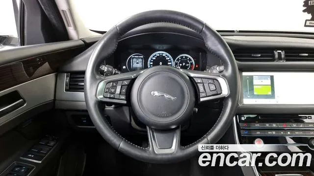 Jaguar XF (X260) 2018 Белый из Кореи, фото 4