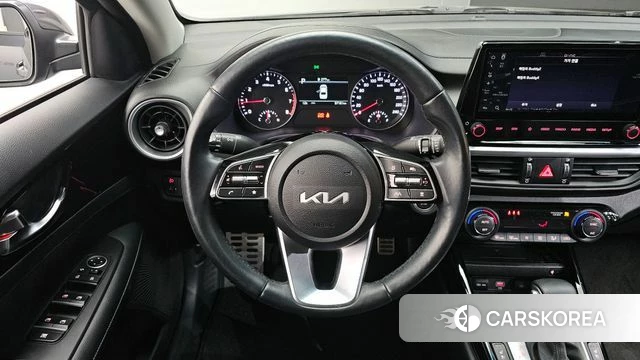 Kia The New K3 2nd generation 2023 Серый из Кореи, фото 4