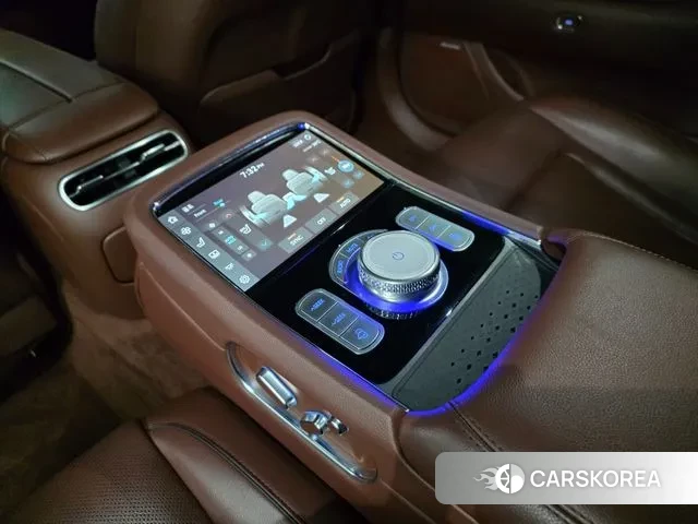 Genesis G90 (RS4) 2022 Белый из Кореи, фото 4