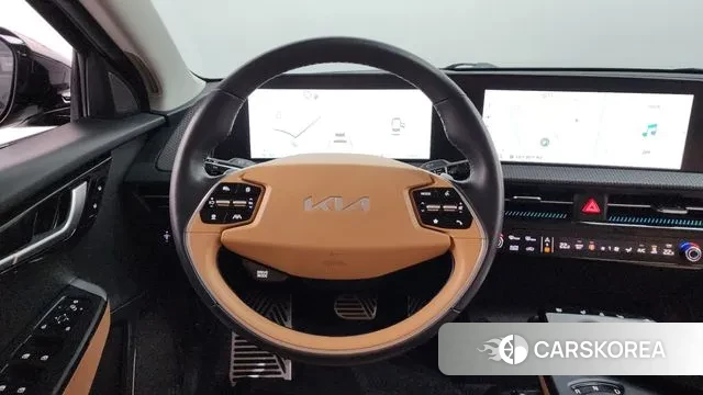Kia EV6 2023 Черный из Кореи, фото 4