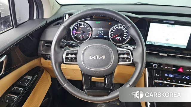 Kia Carnival 4th generation 2023 Серебряный из Кореи, фото 4