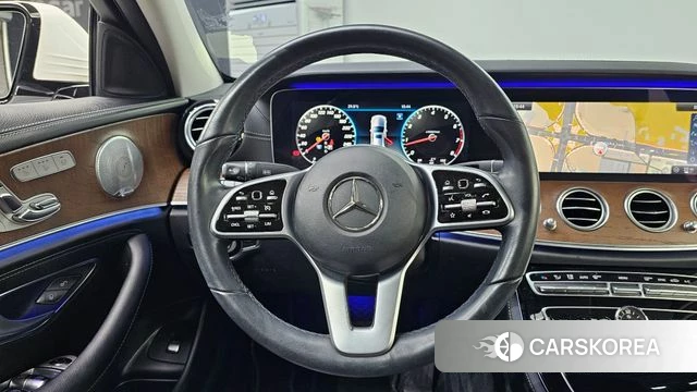 Mercedes-Benz E-Class W213 2018 Белый из Кореи, фото 4