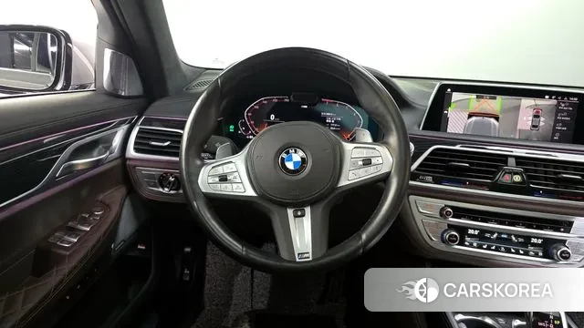 BMW 7 Series (G11) 2022 Серебристо-серый из Кореи, фото 4