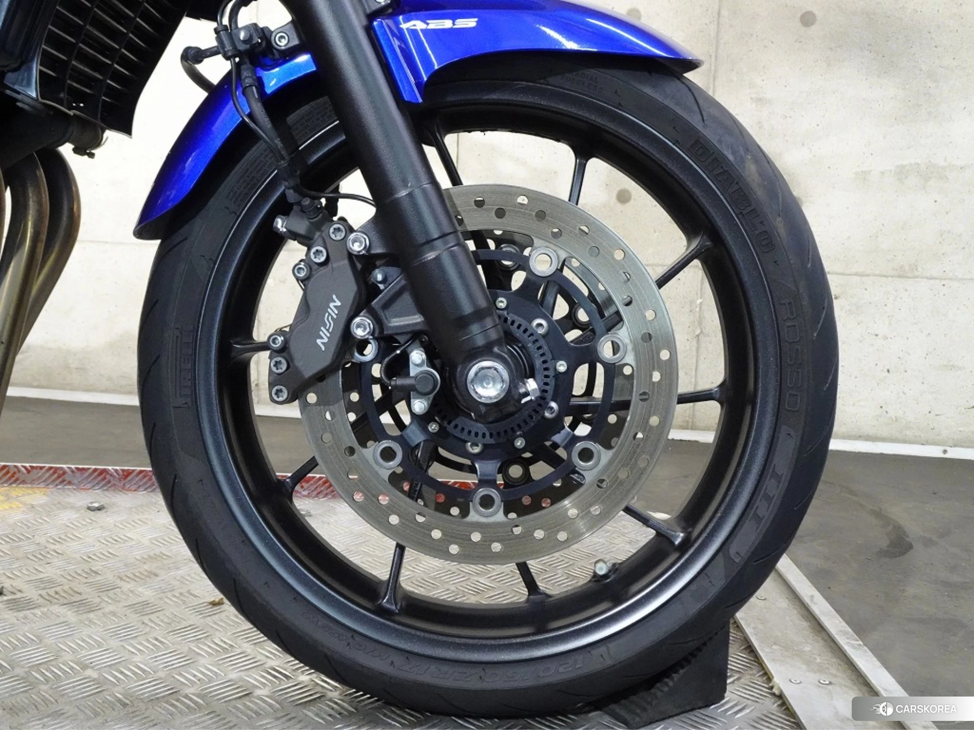 Проданный Honda CB400SF BOLDOR ABS 2024 из Японии, фото 2