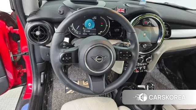 Mini Cooper S 2022 Красный из Кореи, фото 4