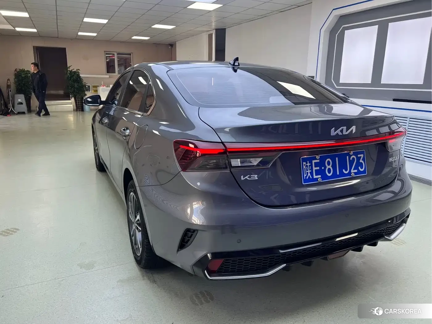 Kia K3 2024 Silver/gray из Китая, фото 4