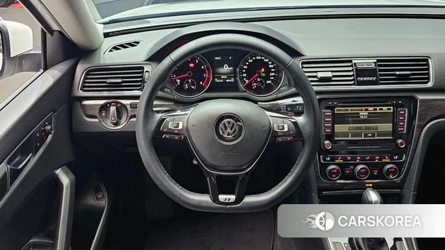 Volkswagen The New Passat 2018 Белый из Кореи, фото 4