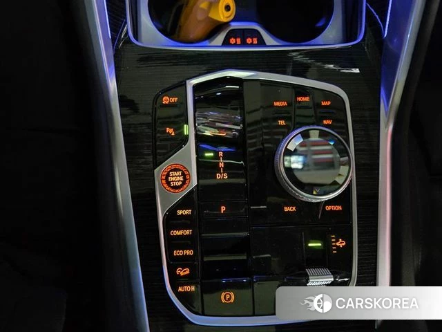 BMW X6 (G06) 2024 Белый из Кореи, фото 4