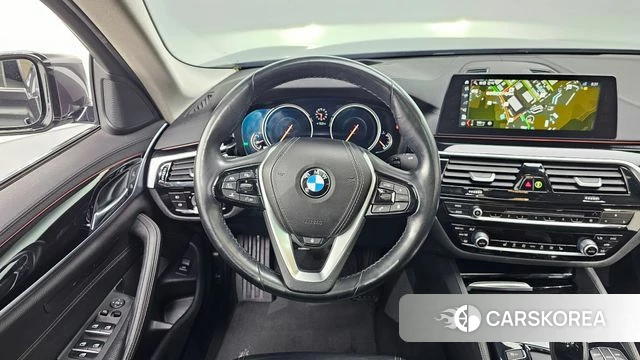 BMW 5 Series (G30) 2018 Серый из Кореи, фото 4