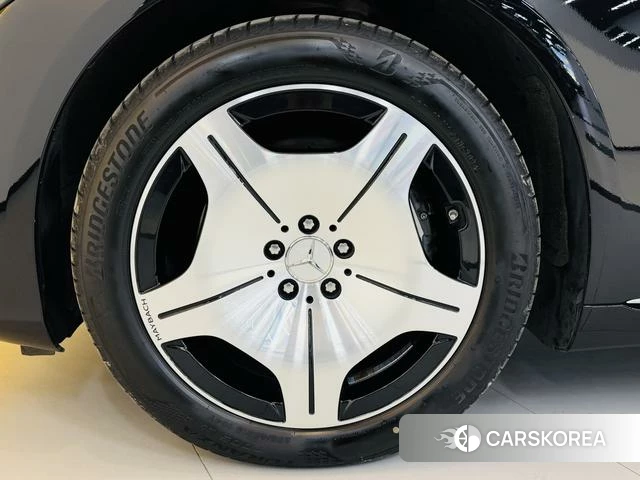 Mercedes-Benz Maybach S-class 2023 Черный из Китая, фото 4