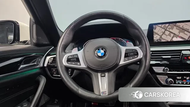 BMW 5 Series (G30) 2020 Белый из Кореи, фото 4