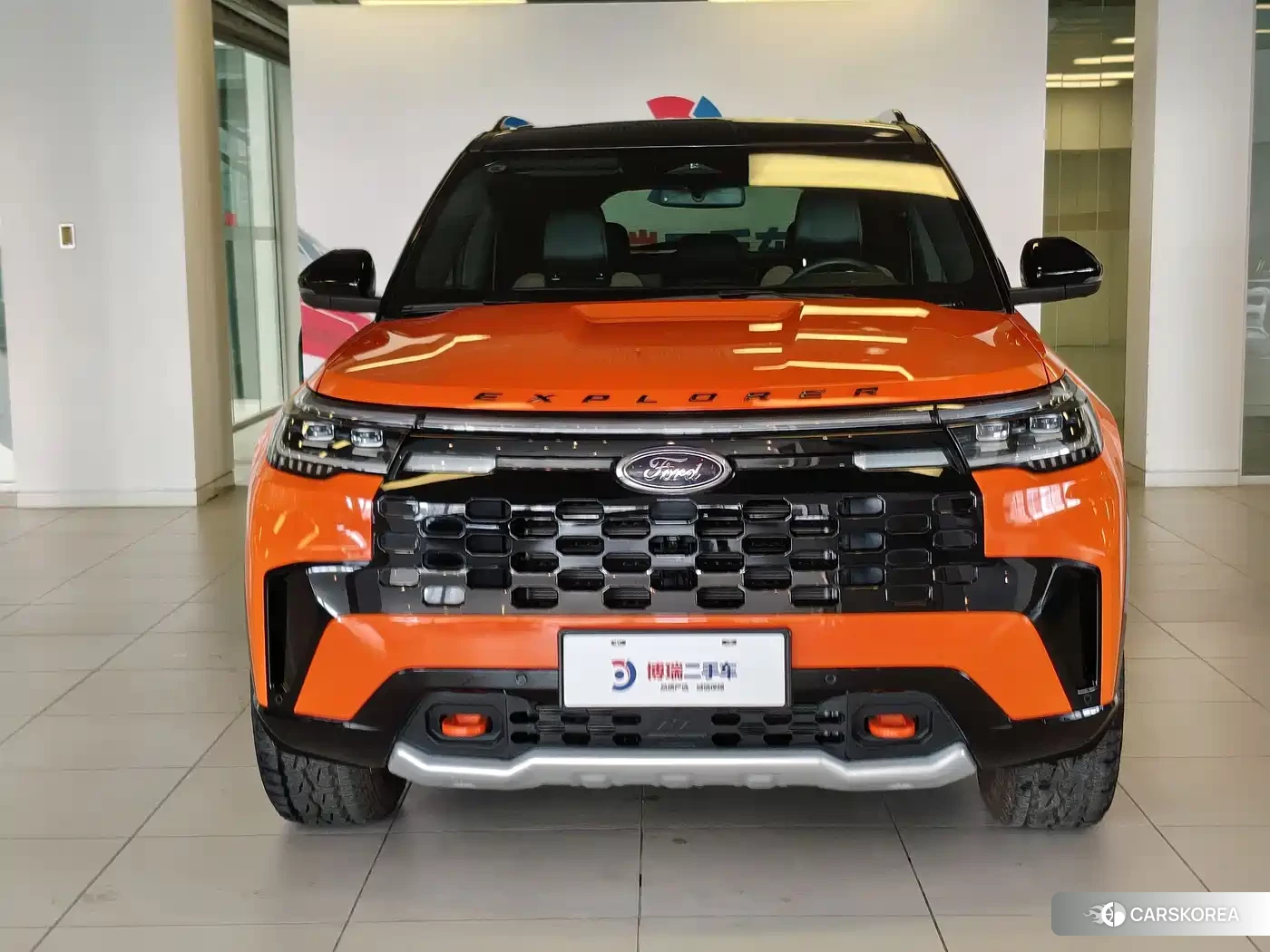 Ford Explorer 2024 Yellow/orange из Китая, фото 4