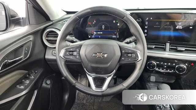 Chevrolet (GM Daewoo) Trax Crossover 2023 Серебристо-серый из Кореи, фото 4