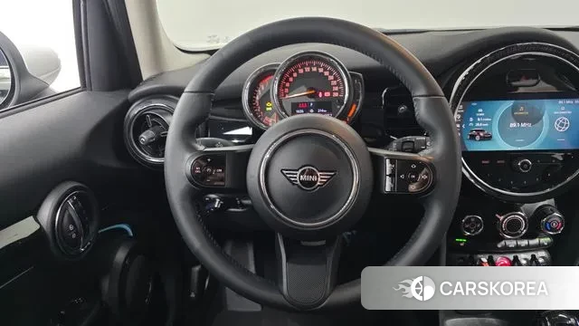 Mini Cooper 2022 Серебристо-серый из Кореи, фото 4