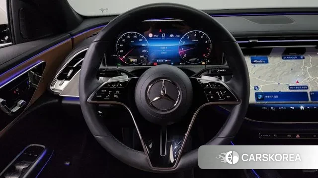 Mercedes-Benz E-Class W214 2024 Белый из Кореи, фото 4