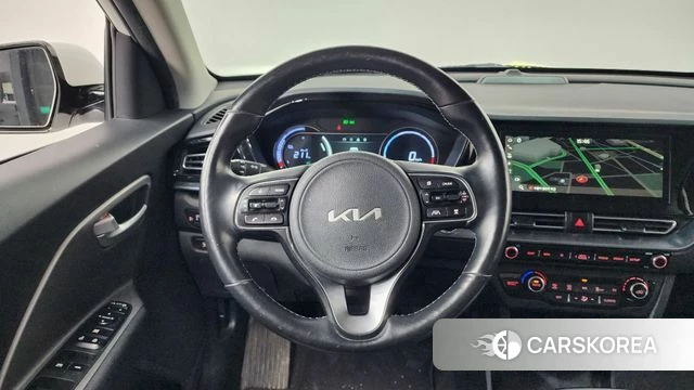 Kia Niro Plus 2022 Белый из Кореи, фото 4