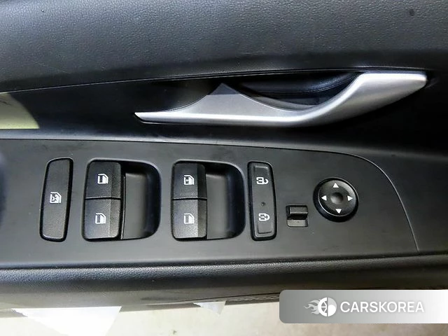 Hyundai Avante Hybrid (CN7) 2021 Белый из Кореи, фото 4