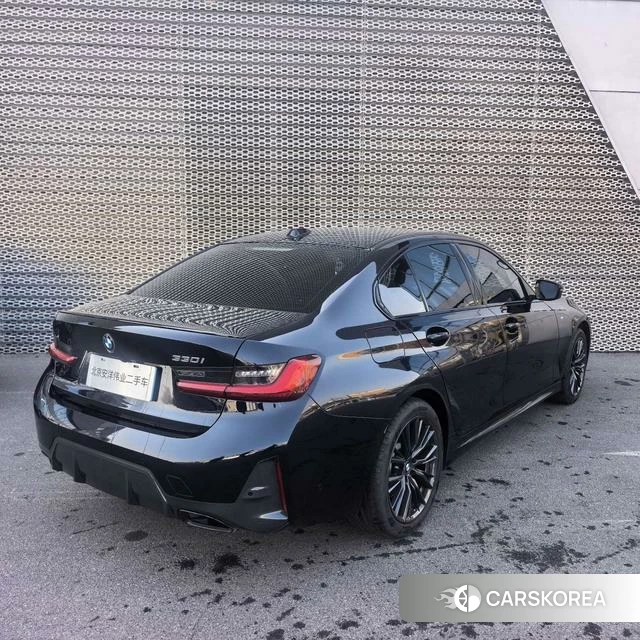 BMW 3 series 2023 Синий из Китая, фото 4
