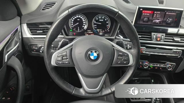 BMW X1 (F48) 2022 Черный из Кореи, фото 4