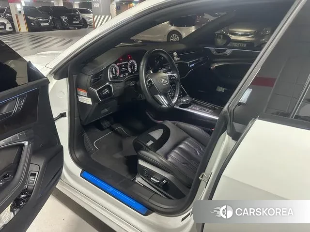 Audi A7 (4K) 2021 Белый из Кореи, фото 4