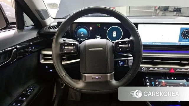 Hyundai Grandeur (GN7) 2024 Светло-серебряный цвет из Кореи, фото 4