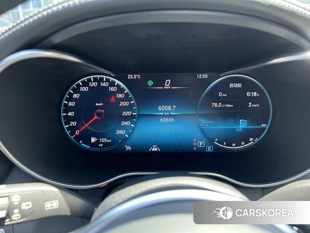 Mercedes-Benz GLC 2021 Белый из Китая, фото 4
