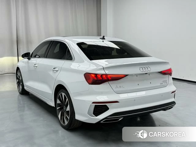 Audi A3 2023 Белый из Китая, фото 4