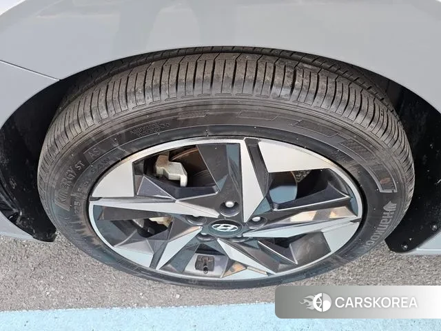 Hyundai Avante (CN7) 2020 Серебристо-серый из Кореи, фото 4