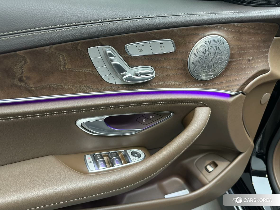 Mercedes-Benz E-class 2022 Черный из Китая, фото 4