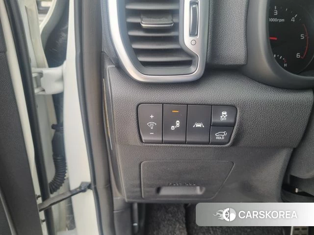 Kia Sportage 4th Generation 2018 Белый из Кореи, фото 4