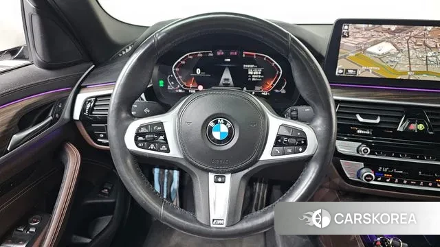 BMW 5 Series (G30) 2020 Белый из Кореи, фото 4