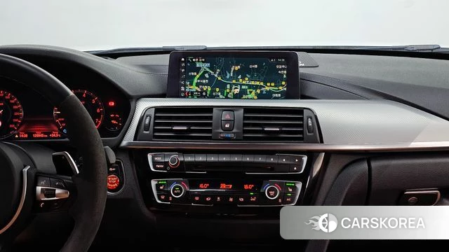 BMW 3 Series (F30) 2018 Белый из Кореи, фото 4
