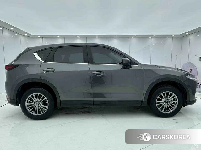 Mazda CX-5 2021 Темно-серый из Китая, фото 4