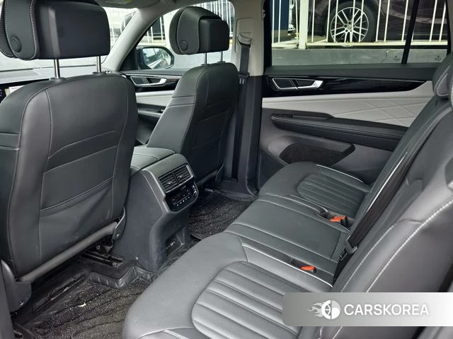 Volkswagen Tourang 2023 Черный из Китая, фото 4