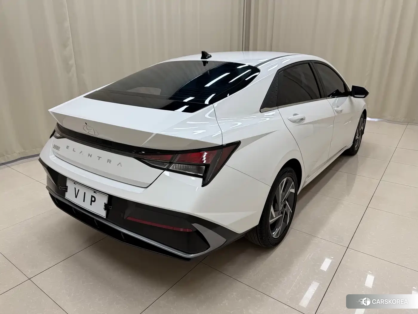 Hyundai Elantra 2024 Белый из Китая, фото 4