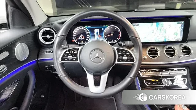 Mercedes-Benz E-Class W213 2020 Белый из Кореи, фото 4