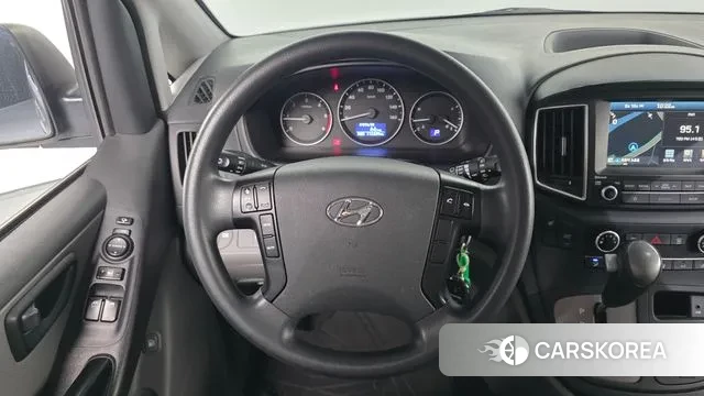 Hyundai The New Grand Starex 2018 Серебристо-серый из Кореи, фото 4