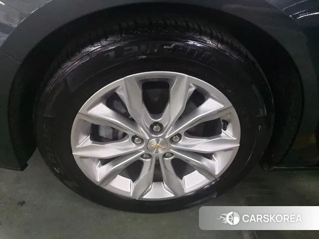 Chevrolet (GM Daewoo) The New Malibu 2019 Черный из Кореи, фото 4