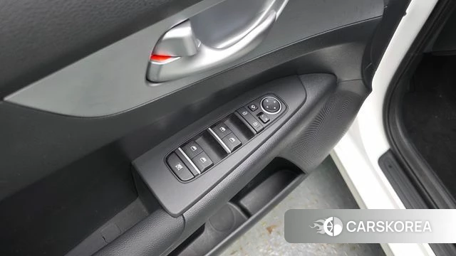 Kia The New K3 2nd generation 2024 Белый из Кореи, фото 4