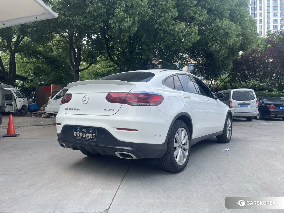 Mercedes-Benz GLC Coupe 2021 Белый из Китая, фото 4