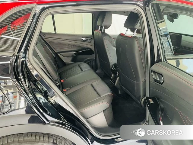 Volkswagen ID.4 X 2023 Черный из Китая, фото 4