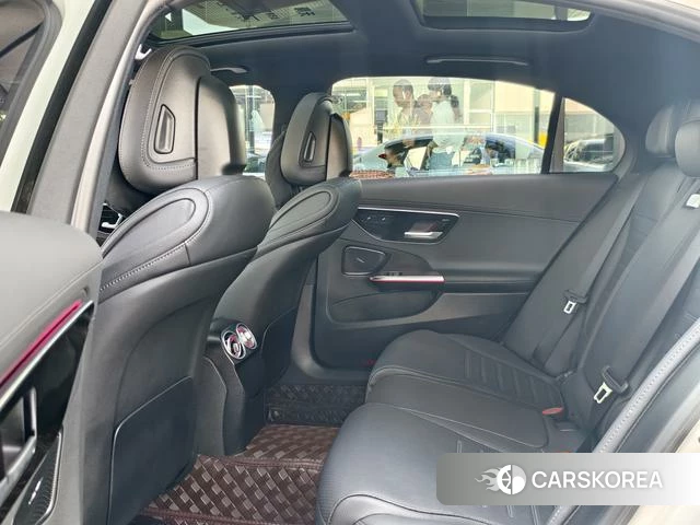 Mercedes-Benz Class C 2023 Белый из Китая, фото 4