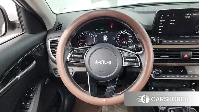 Kia Seltos 2021 Белый из Кореи, фото 4