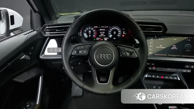 Audi A3 (8Y) 2025 Белый из Кореи, фото 4