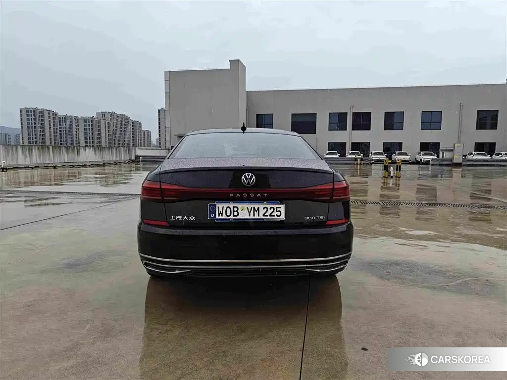 Volkswagen Passat 2024 Черный из Китая, фото 4