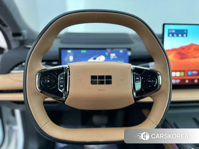 Geely Galaxy Galaxy Sparkle 8 PHEV 2025 Белый из Китая, фото 4