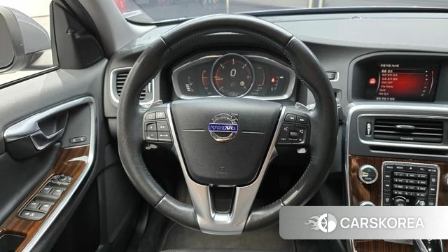 Volvo S60 2018 Серый из Кореи, фото 4