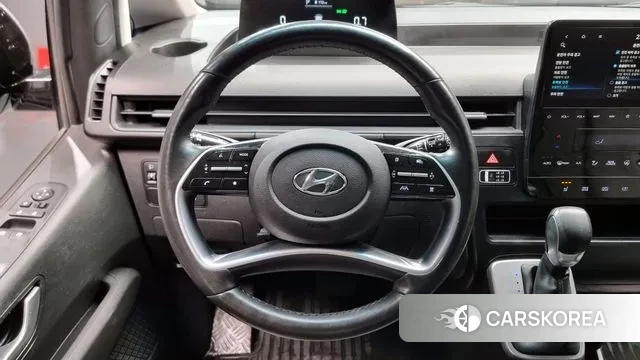 Hyundai Staria 2023 Серебряный из Кореи, фото 4