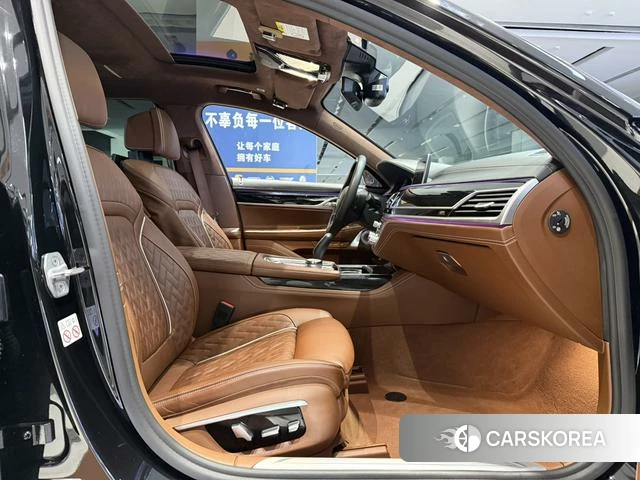 BMW 7 series 2021 Черный из Китая, фото 4